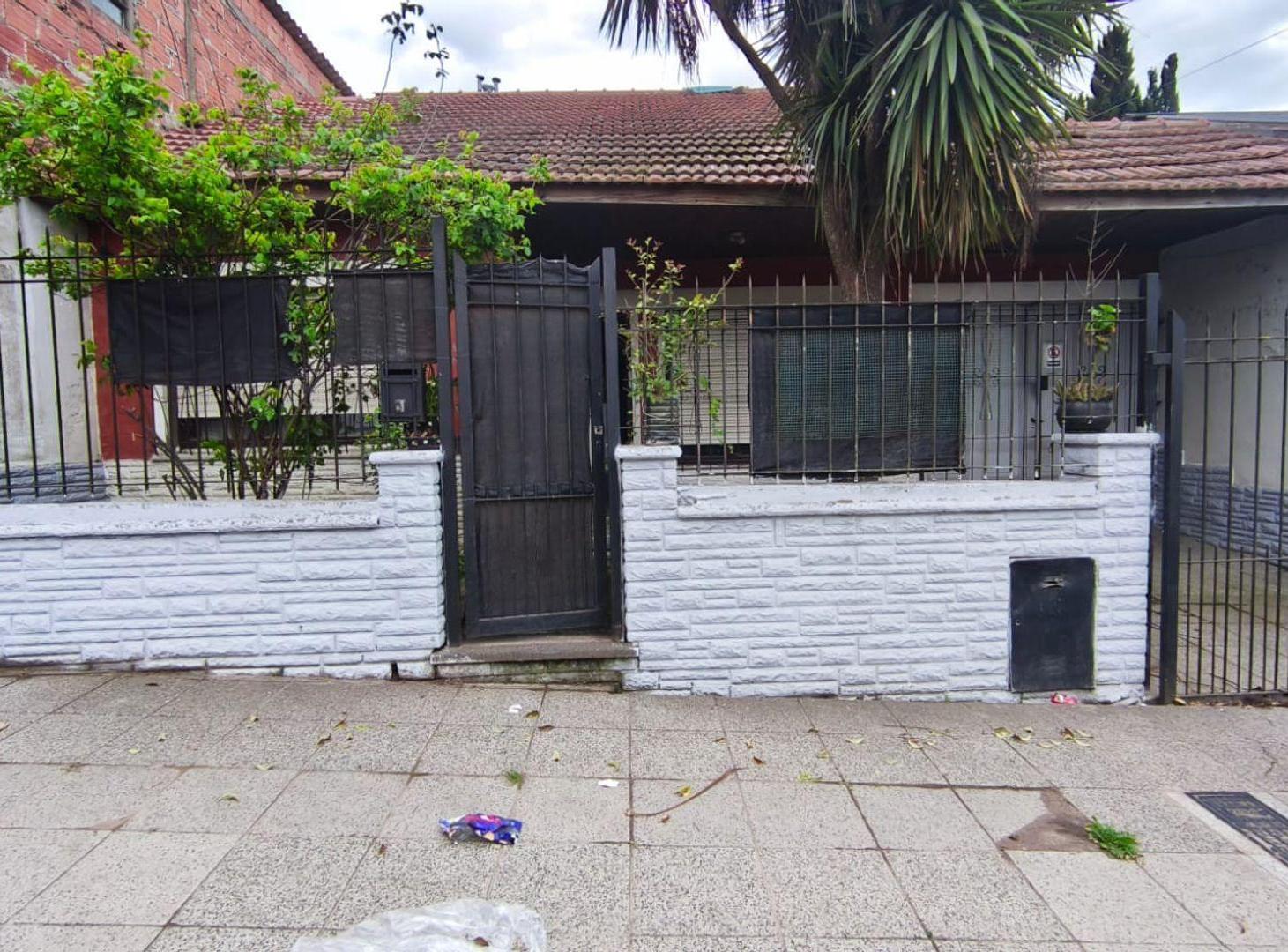 Foto de VENTA CASA CON PARQUE Y TERRAZA APTO CRÉDITO, imagen 2