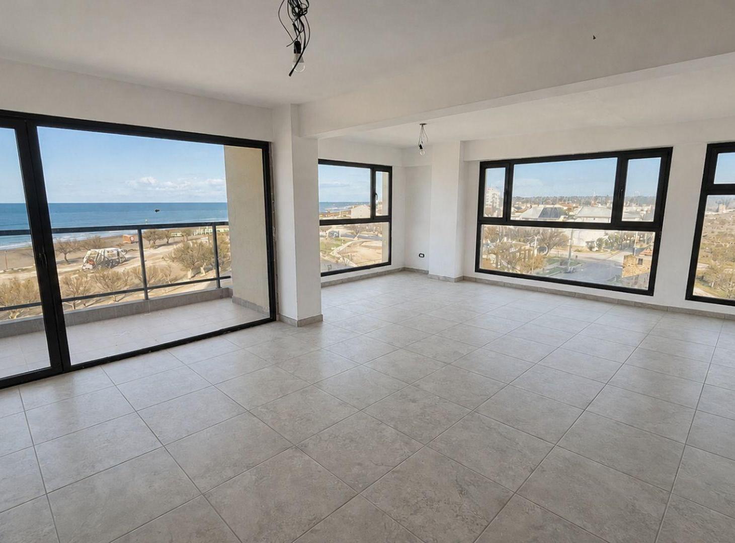 Foto de VENTA DEPARTAMENTO VISTA PLENA AL MAR, CLAROMECÓ, imagen 2