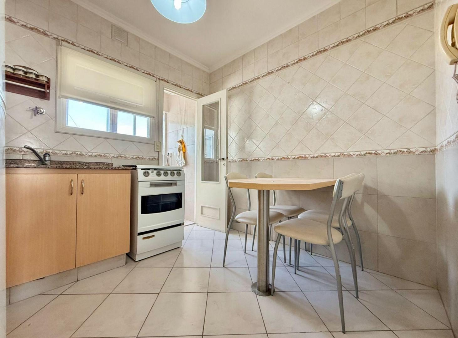Foto de VENTA DEPTO 3 AMB BALCÓN CORRIDO PLAZA MITRE, imagen 5