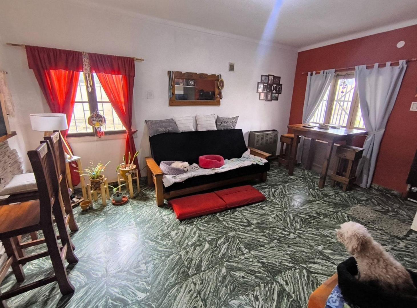 Foto de Venta Casa 3 ambientes zona Playa Quequén, imagen 4