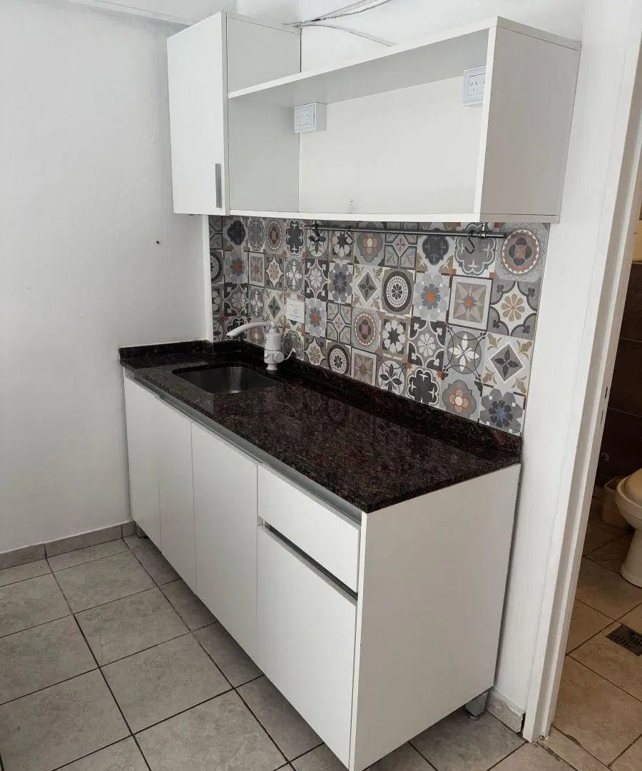 GÜEMES A 1 CUADRA DE BV. SAN JUAN -MONOAMBIENTE CON PATIO PROPIO $400.000.- 5