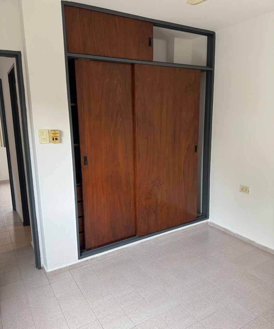 Foto de A mts. NUEVOCENTRO- PARAGUAY 209 -Depto 2 DORMITORIOS $575.000.-, imagen 3