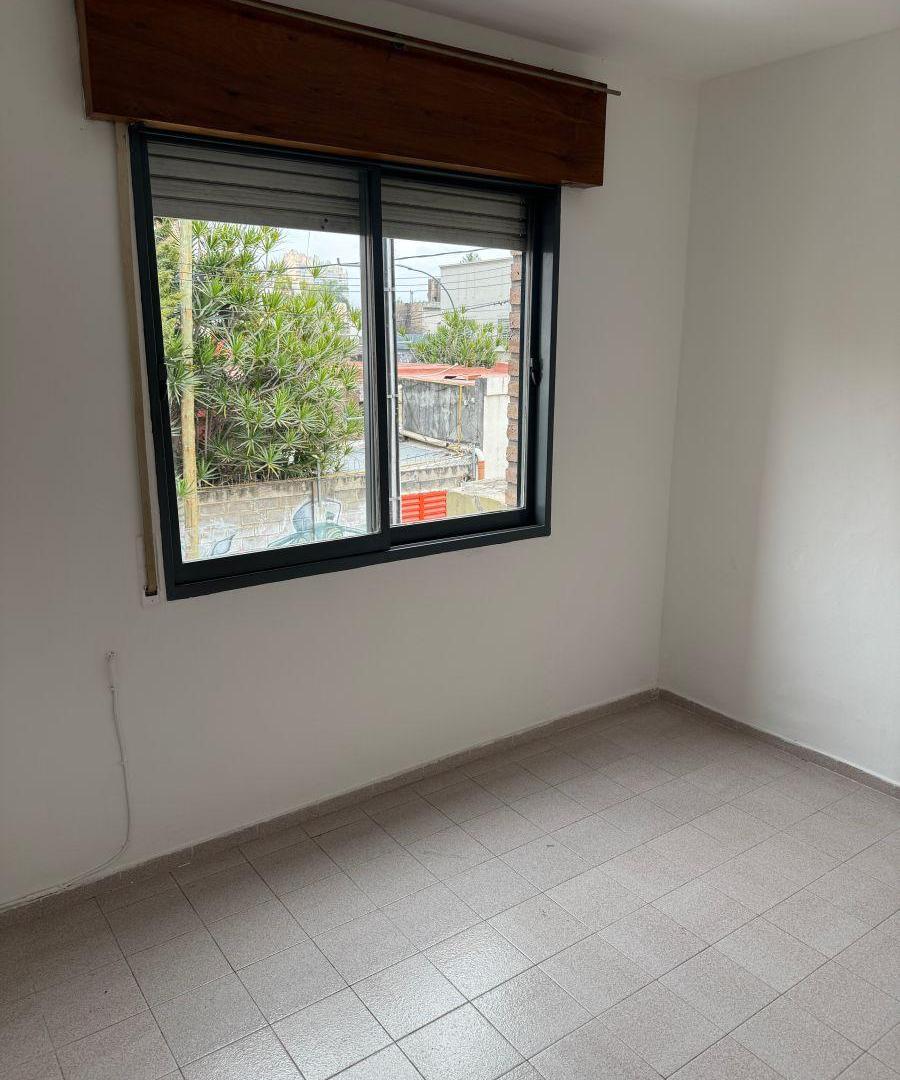 Foto de A mts. NUEVOCENTRO- PARAGUAY 209 -Depto 2 DORMITORIOS $575.000.-, imagen 5