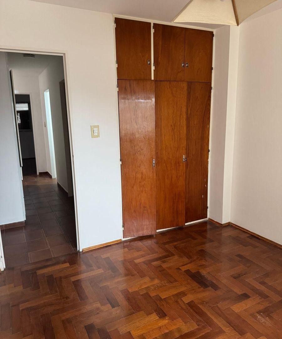Foto de AV. COLÓN 732 - DEPTO 2 Y 1/2 DORM, 2 BAÑOS, COC. SEPARADA Y BALCÓN., imagen 5