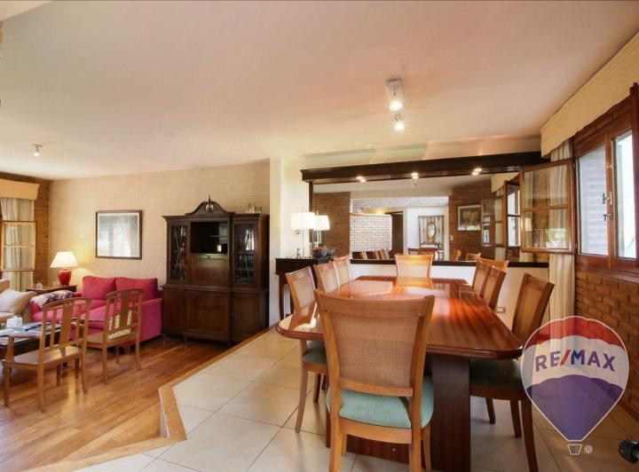 VENTA CASA OLIVOS 8 AMB JARDIN PILETA QUINCHO PLAY 4