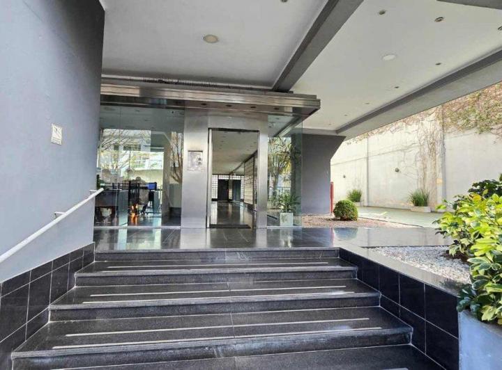 3 AMBIENTES CON COCHERA - PISCINA - APTO CREDITO 4