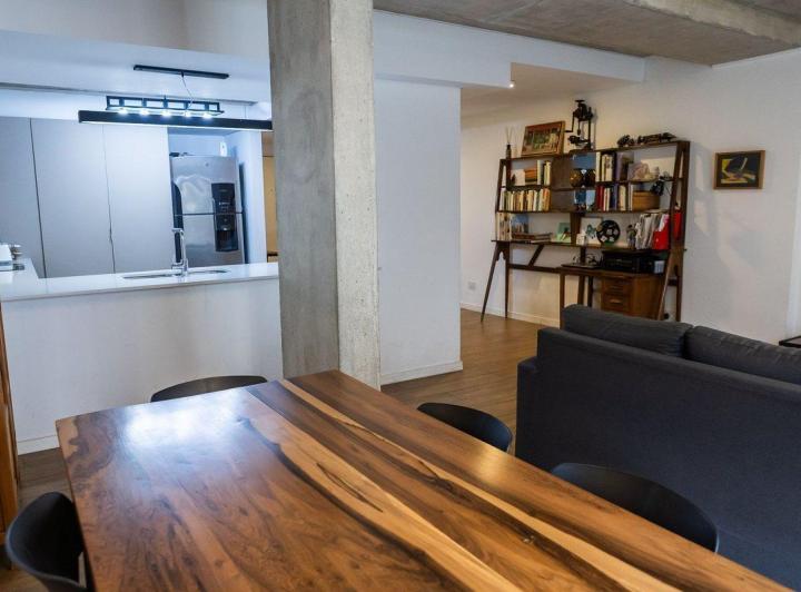 4 amb  JARDIN/PARRILLA 2 COCHERA/2 BAU /PILETA/SOL 5