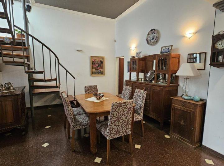Casa en Venta 5 Ambientes con terraza Coghlan 2