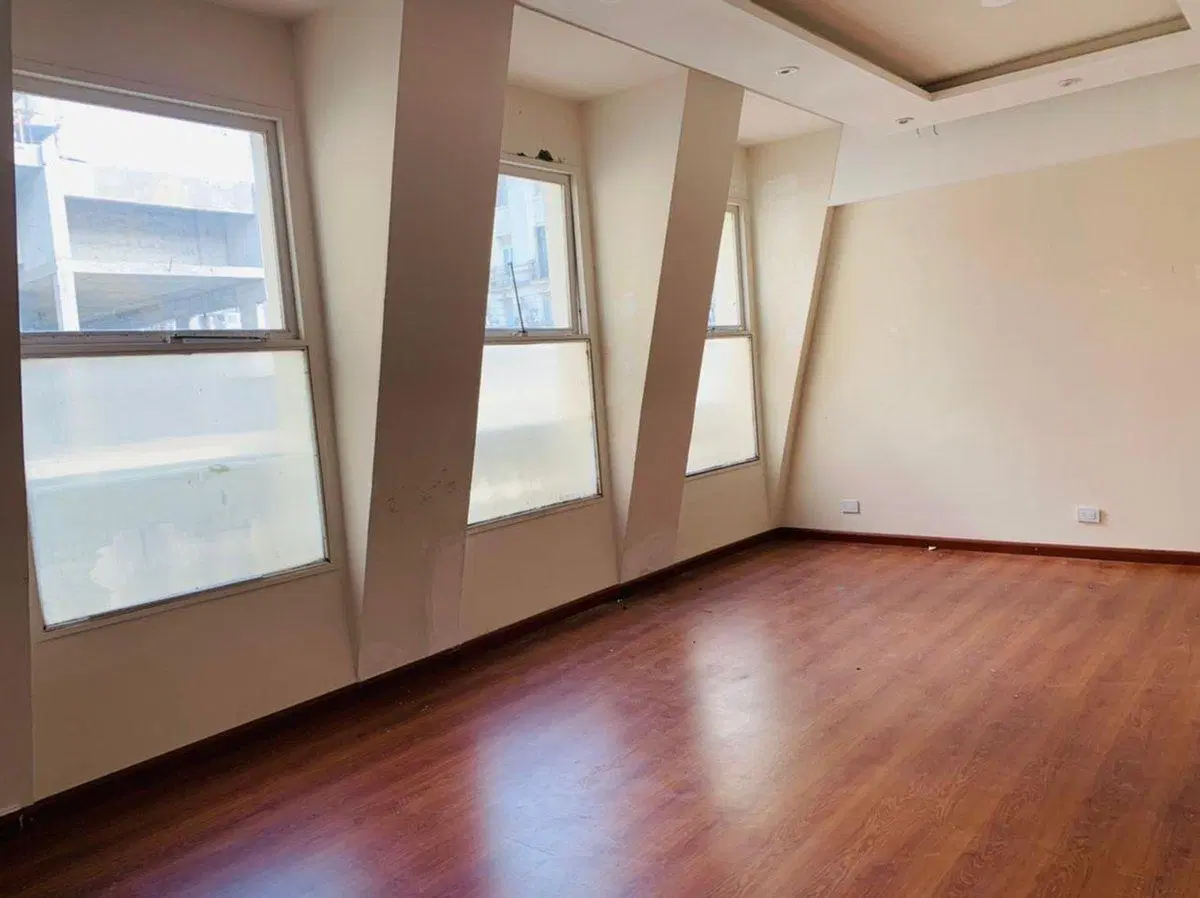 VENTA OFICINA 120 M2 FRENTE DEPTO MICROCENTRO 4