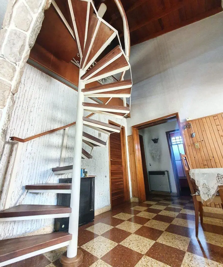 VENTA CASA EN BLOCK MUNRO VTE LOPEZ COCHERA 4