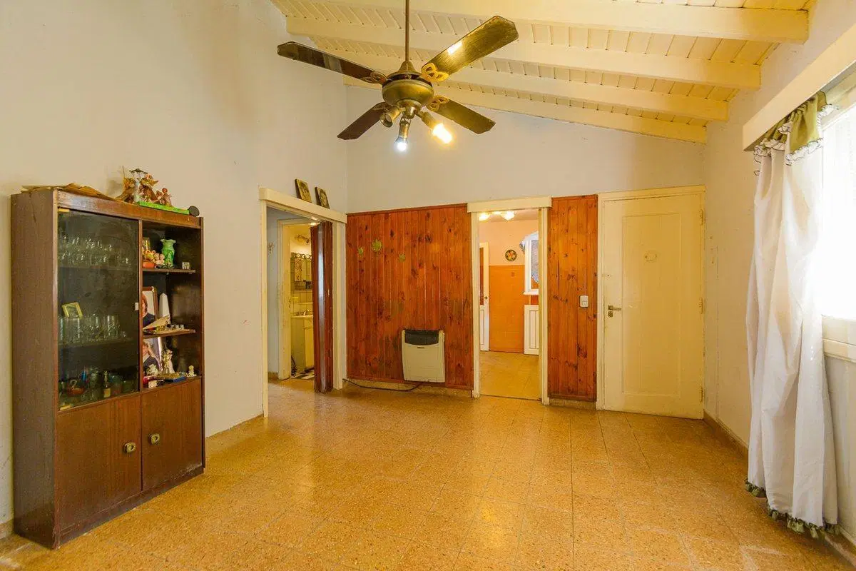 VENTA CASA MULTIFAMILIAR BARRIO PARQUE SAAVEDRA 2