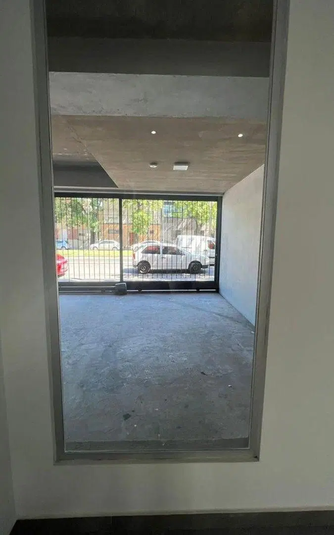 Venta Amplio Monoambiente con cochera en Saavedra 5