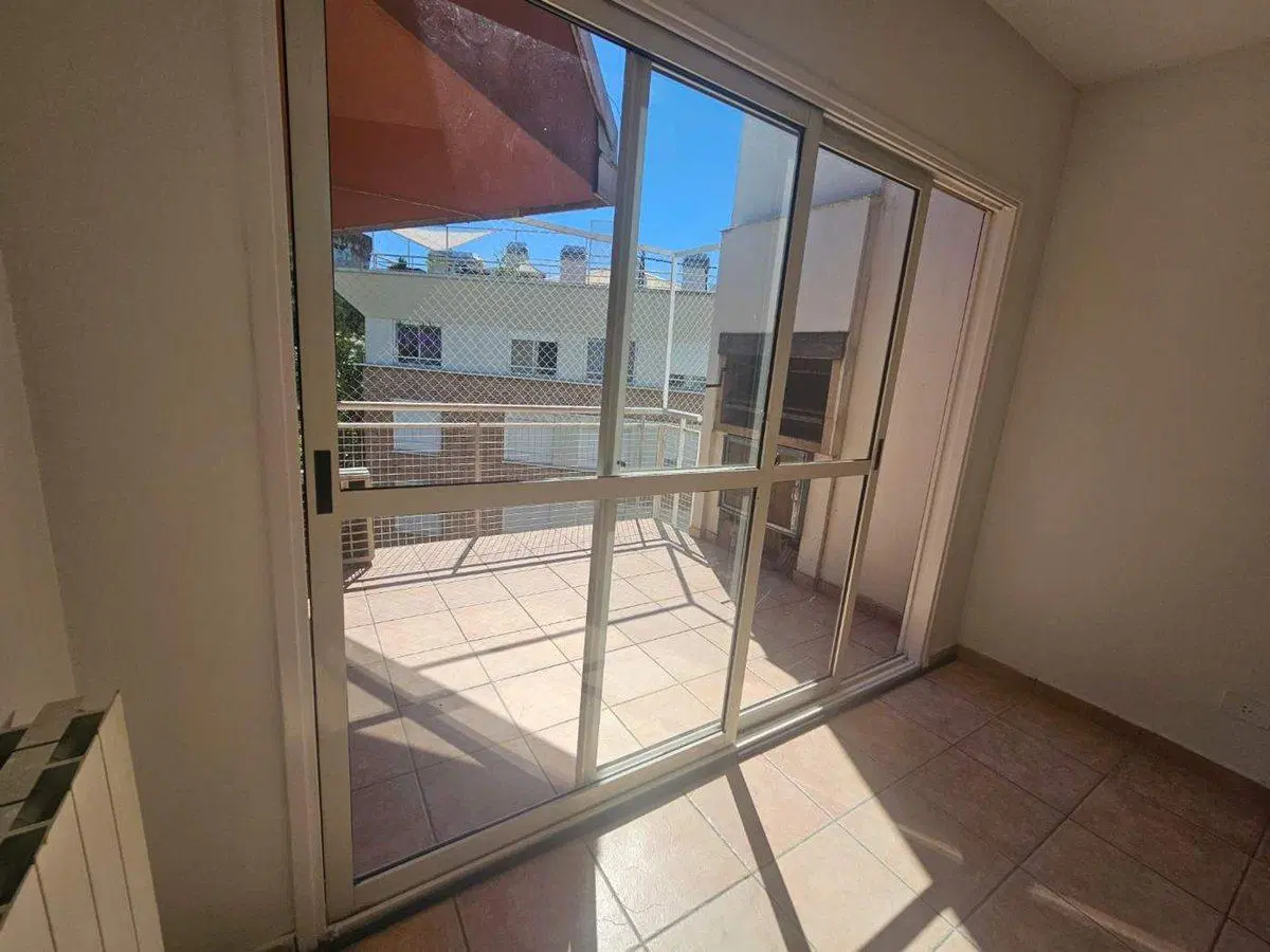 Venta depto 5 amb con parrilla Talar de Martínez 5