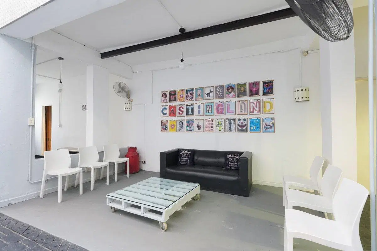 VENTA PH OFICINA  8 AMBIENTES TERRAZA CHACARITA 5
