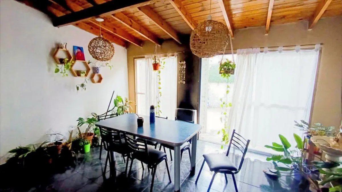 DÚPLEX EN VENTA CON RENTA, EN BARRIO TSUJI 2