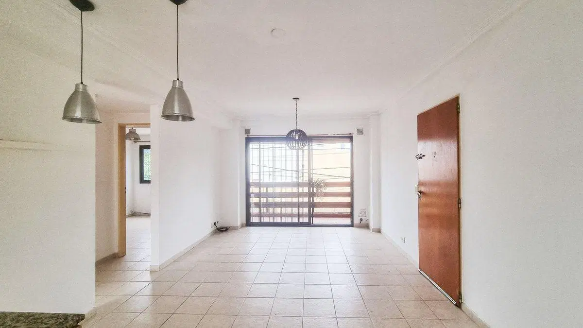 Venta departamento tres amb con terraza en Escobar 3