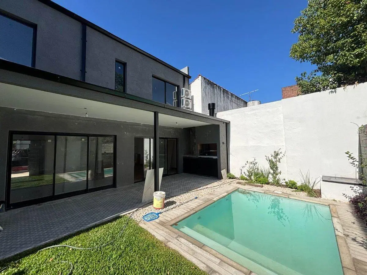 CASA DUPLEX BECCAR A ESTRENAR 4 AMB PILETA JARDIN 4