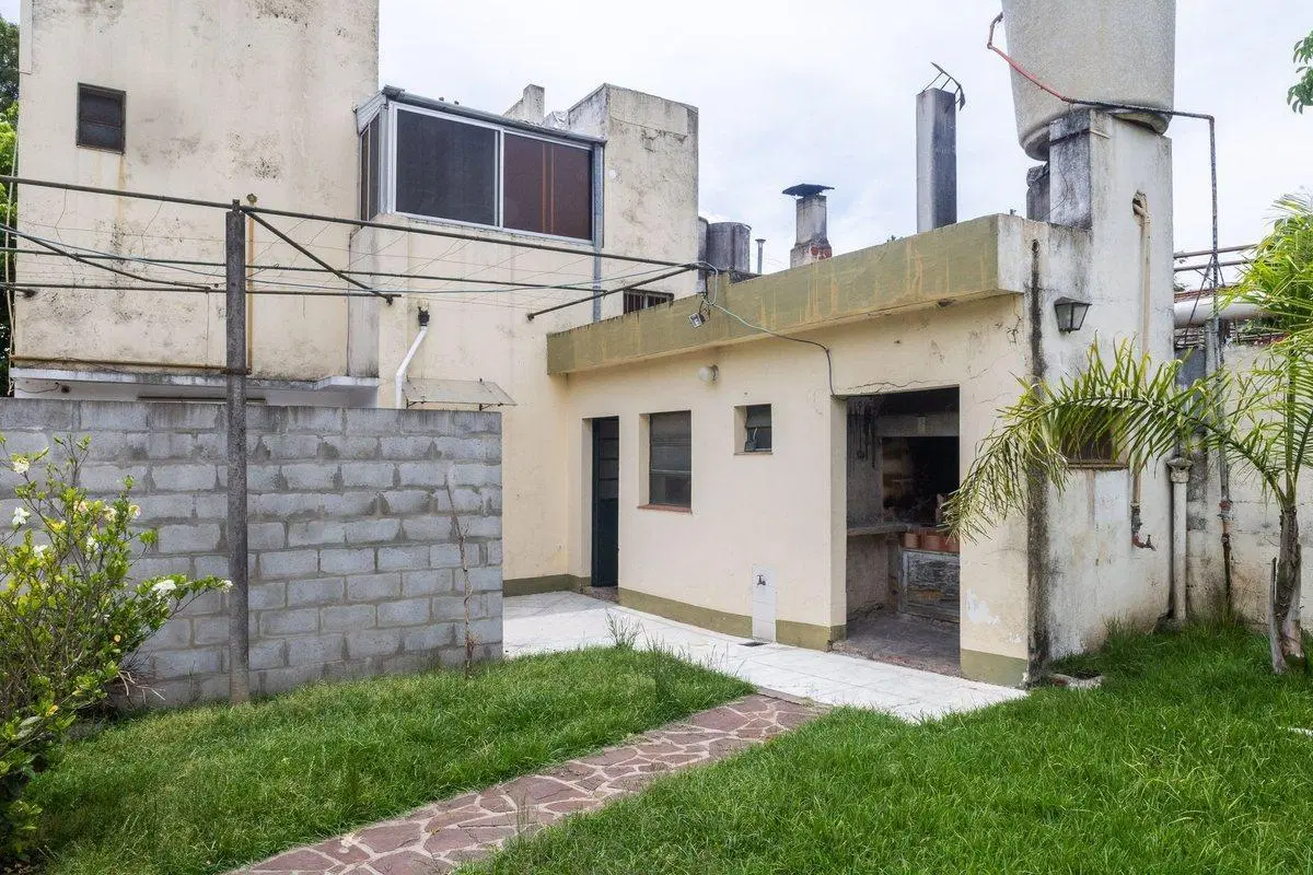 Venta Ph primer piso con Jardín en Boulogne 5