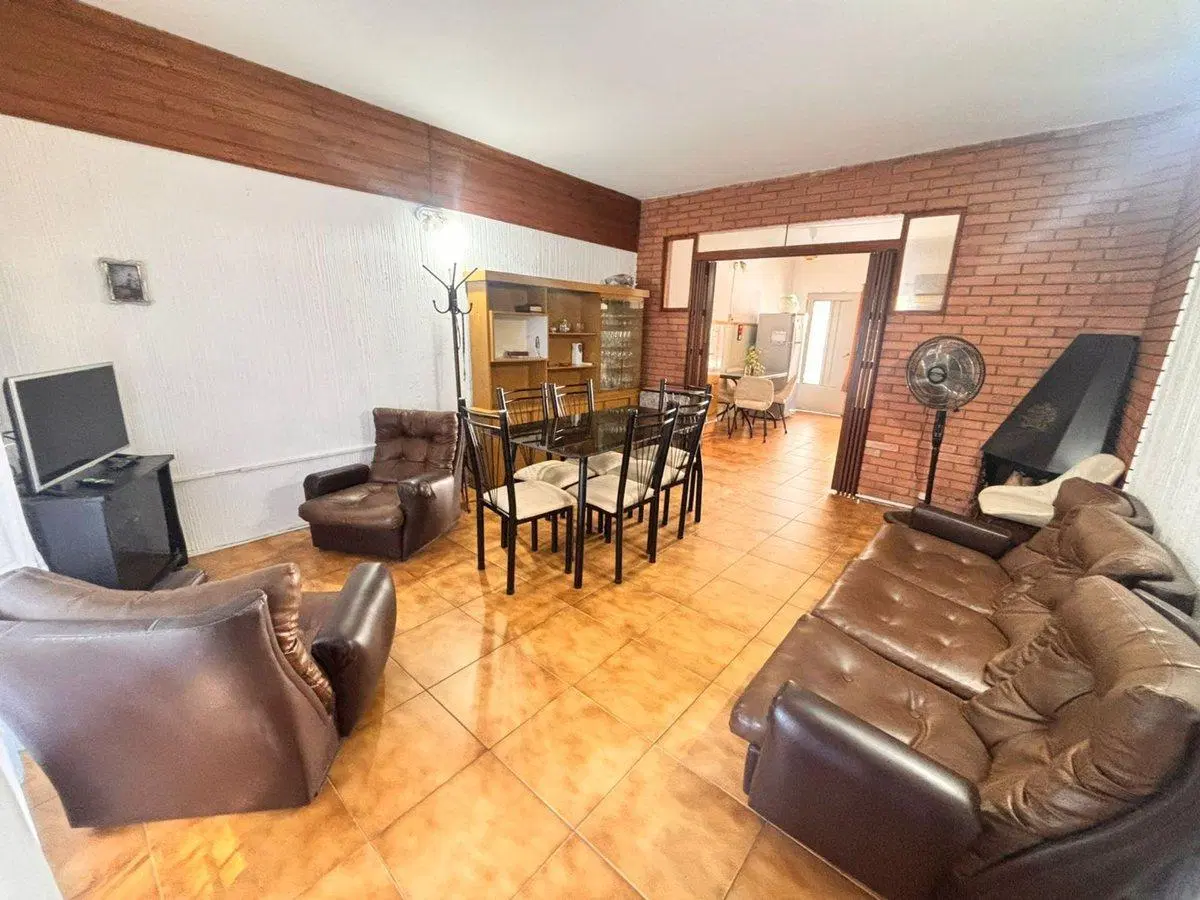 VENTA CASA + DUPLEX DE 3 AMBIENTES C/U CON PATIO 3