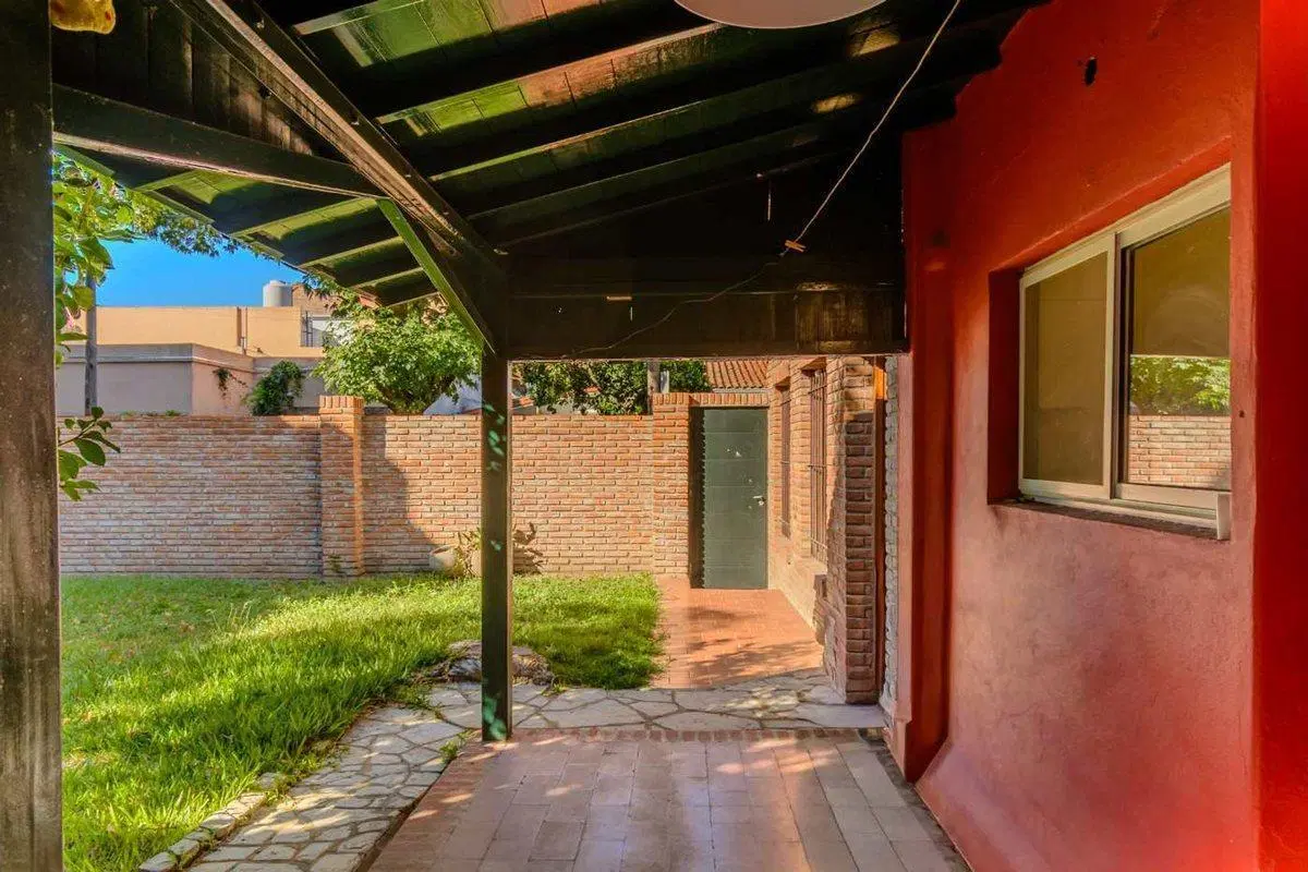 VENTA PH 5 AMBIENTES C/COCHERA QUINCHO LA LUCILA 4