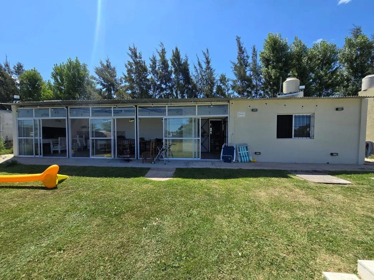 VENTA CASA QUINTA 700 M2 PILETA AIRE PAMPA ZARATE 4