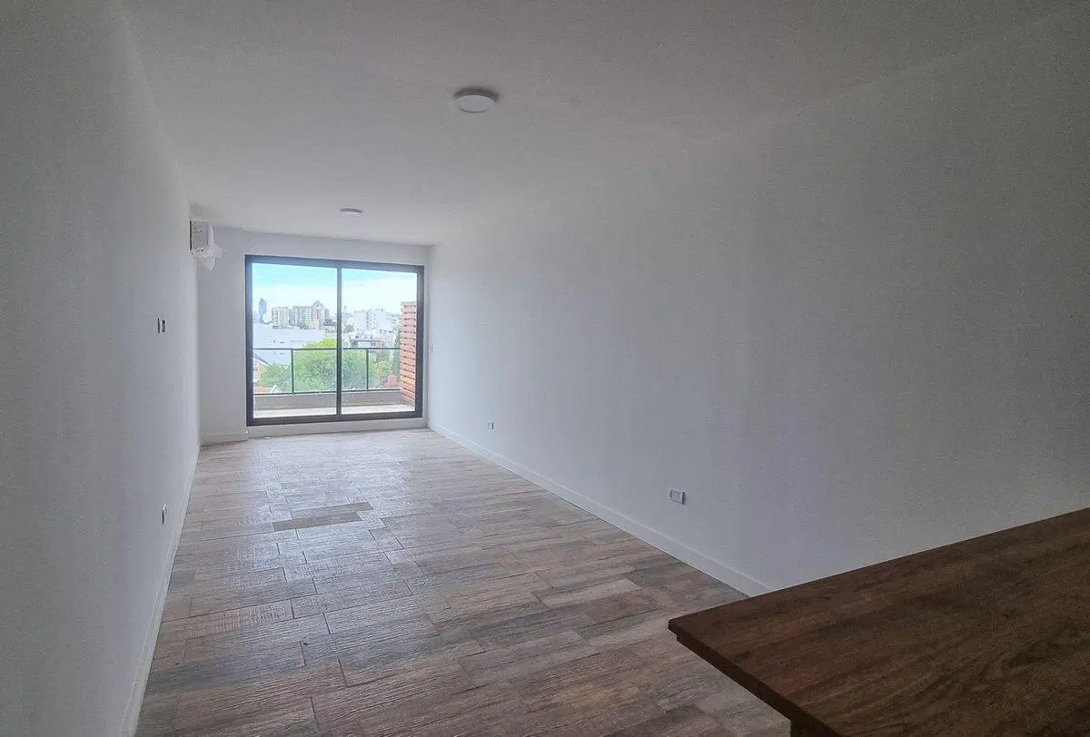 Alquiler monoambiente a estrenar en Coghlan 5