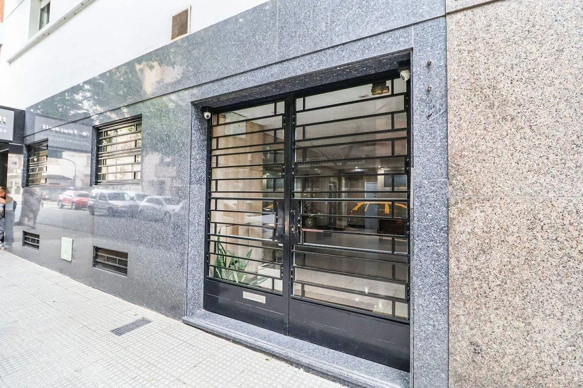 Depto en VENTA 2 Amb con terraza propia y parilla. 4
