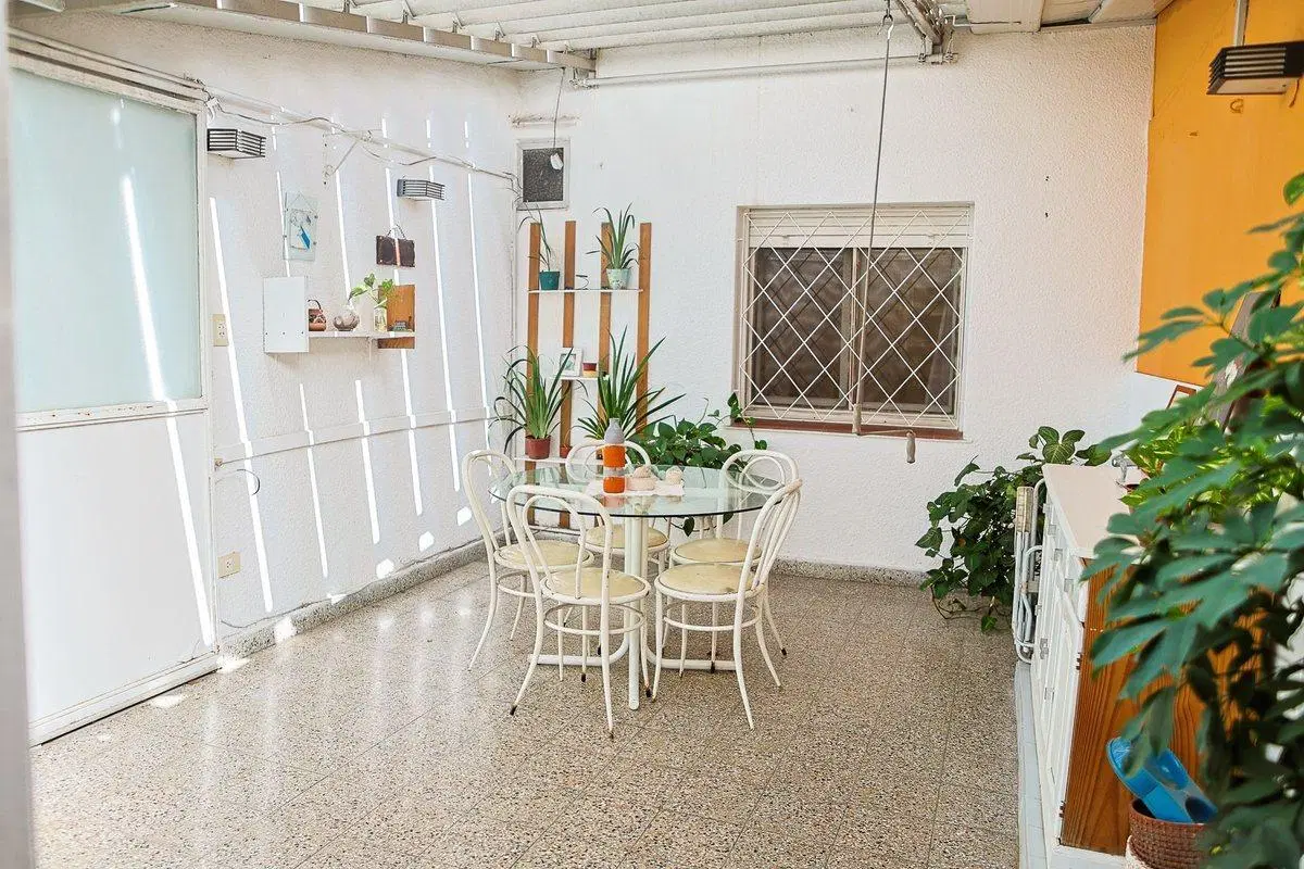 Venta departamento con jardín en Nuñez 2