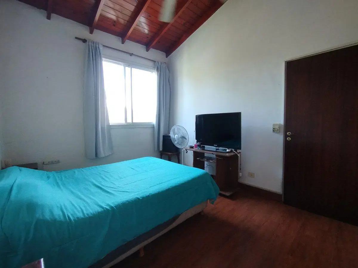 Venta Casa 4 Amb + Pileta + Jardin en Montecarlo 4