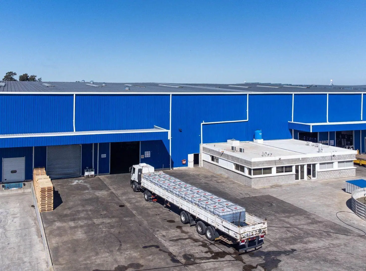 ALQUILER NAVE INDUSTRIAL DE 4.300 M2 - ZARATE 5