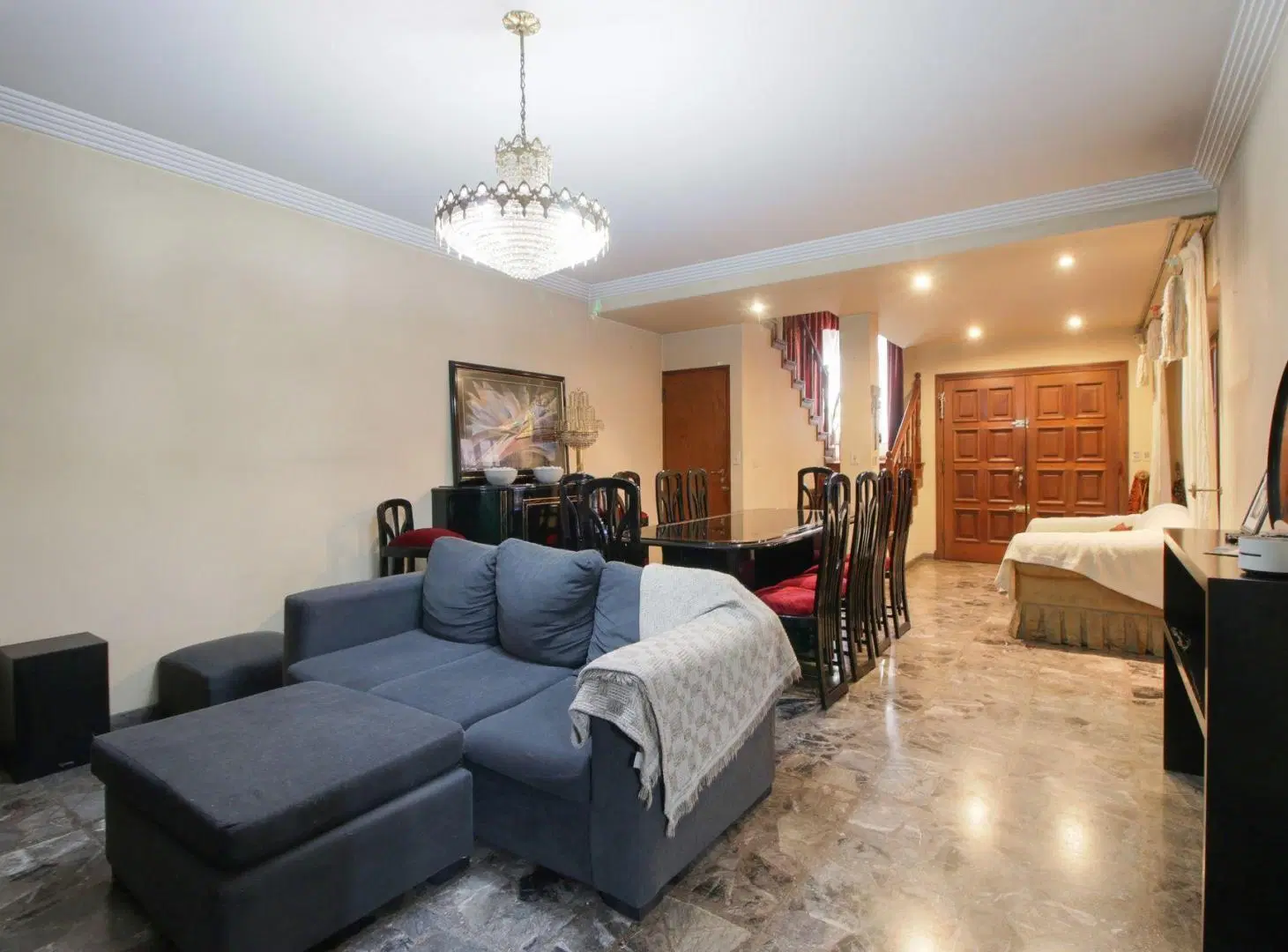 VENTA CASA 5 AMB./ JARDIN/ COCHERAS S. A. DE PADUA 4
