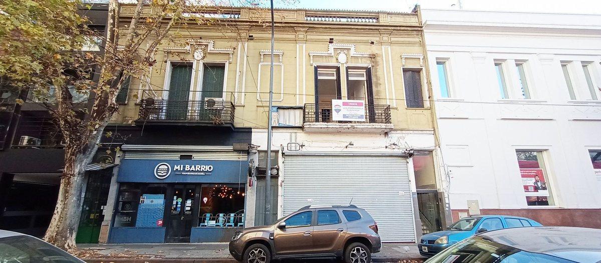 PH en VENTA a refaccionar en Flores - APTO CREDITO