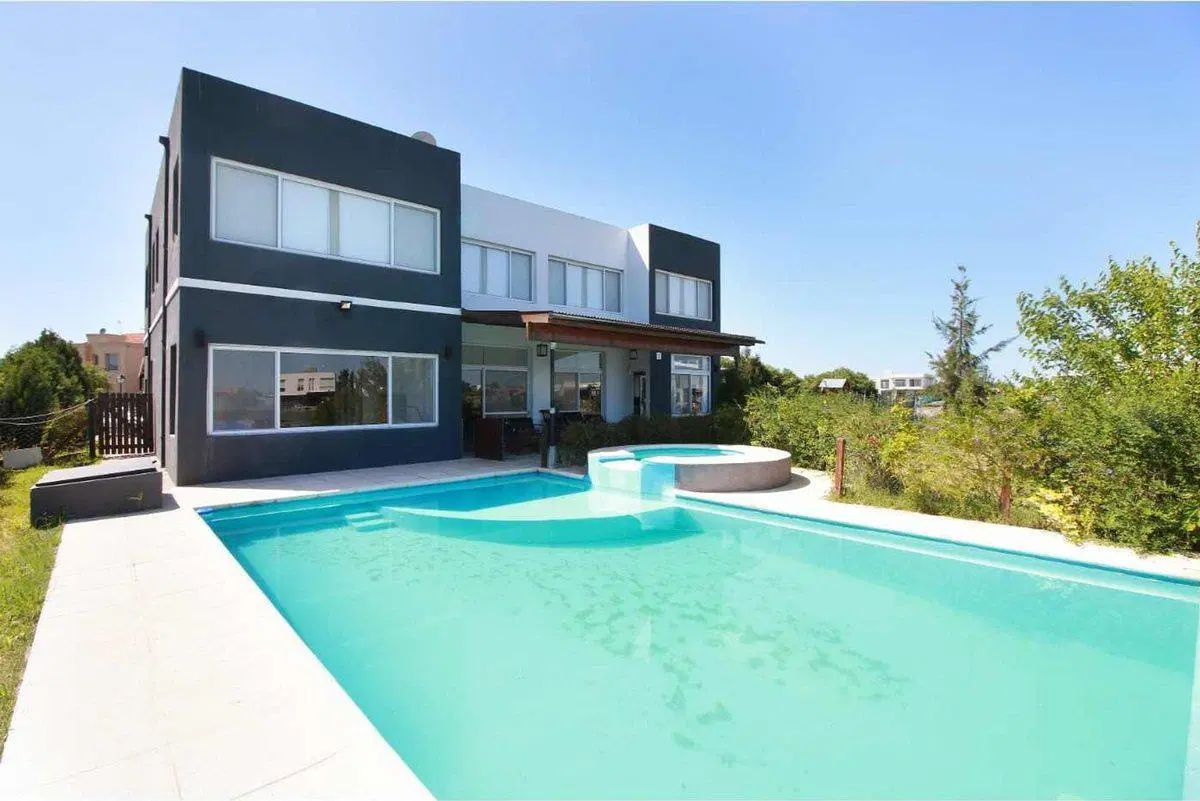 Casa venta en San Sebastian a la laguna 4