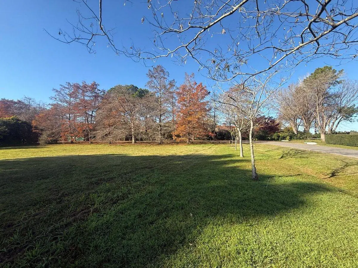 Venta terreno 3950 Mts -La Cañada Polo Club Luján 2