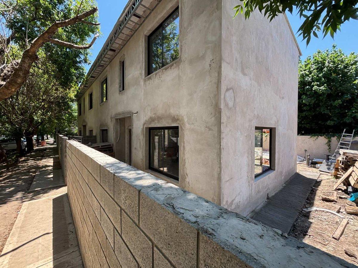 CASA DUPLEX BECCAR A ESTRENAR 4 AMB PILETA JARDIN