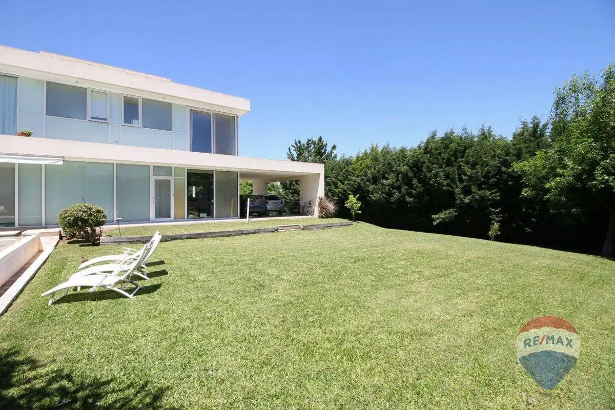 VENTA EXCELENTE CASA EN ESTANCIAS DEL PILAR 3
