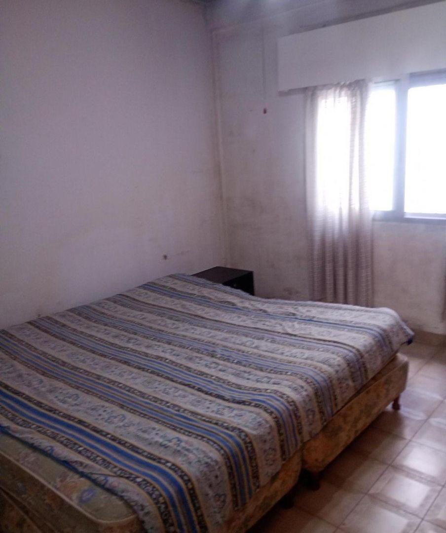 VENTA CASA MULTIFAMILIAR 2 PHS.COCHERA AVELLANEDA