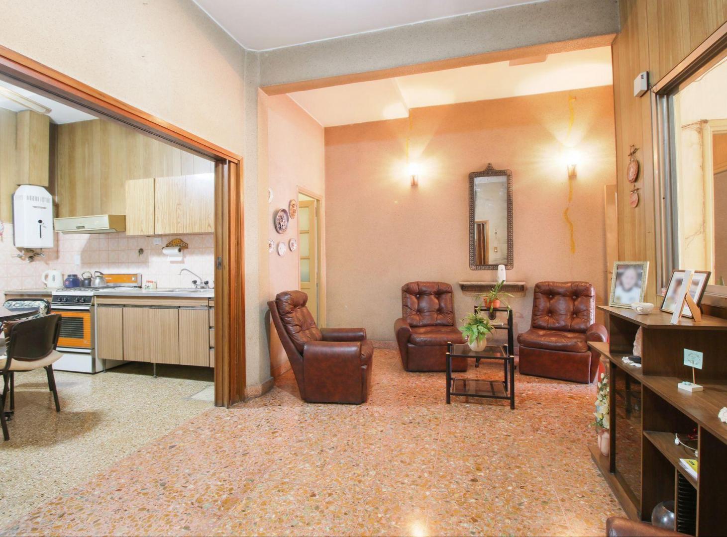 VENTA casa 4 amb terraza garaje POMPEYA