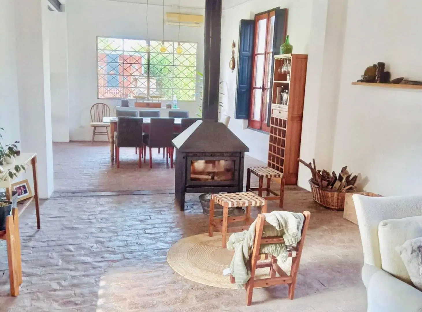 CASA 4 AMBIENTES REFACCIONADA CON PILETA PARQUE 2