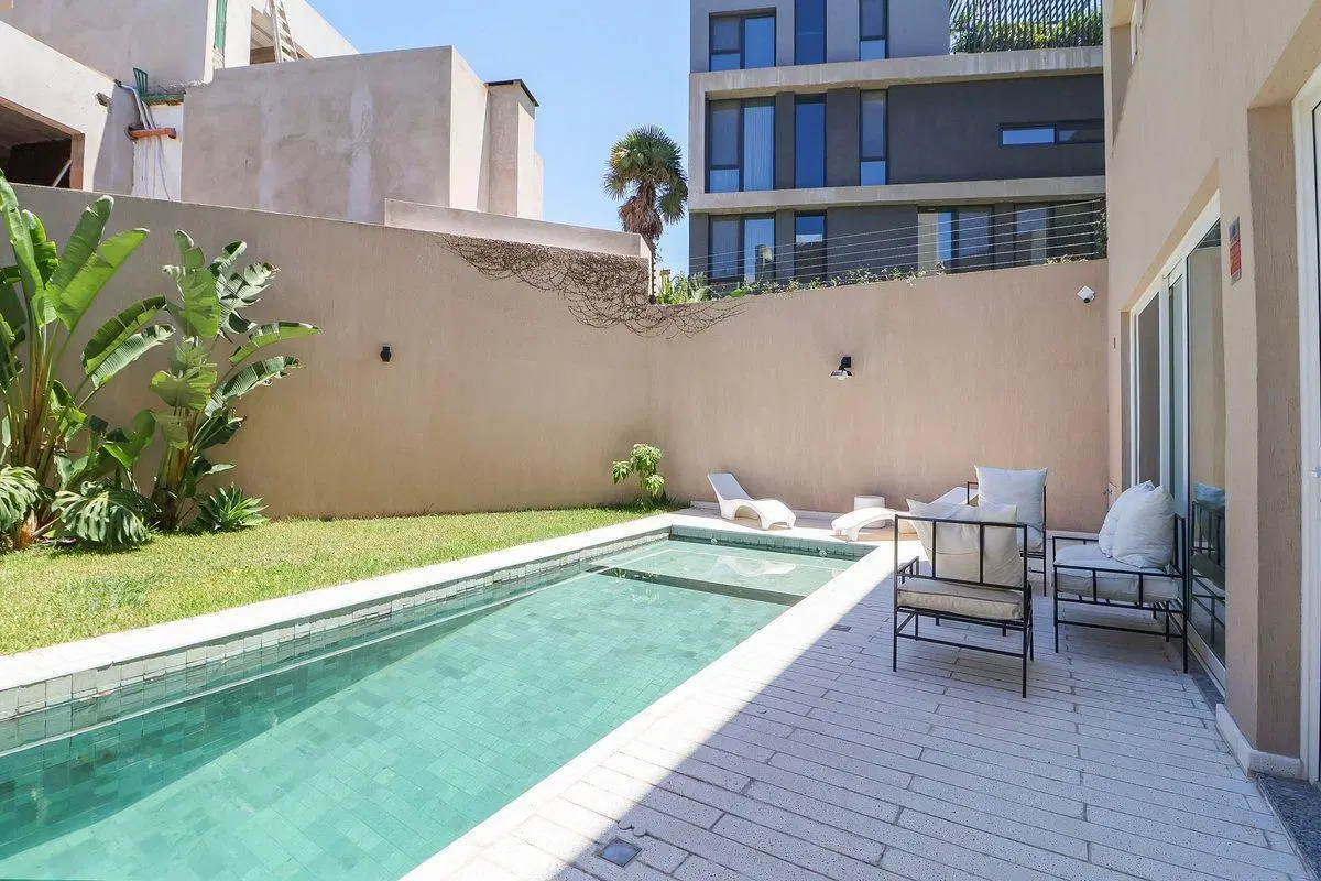 Venta Casa La Lucila vista al río piscina premium 3