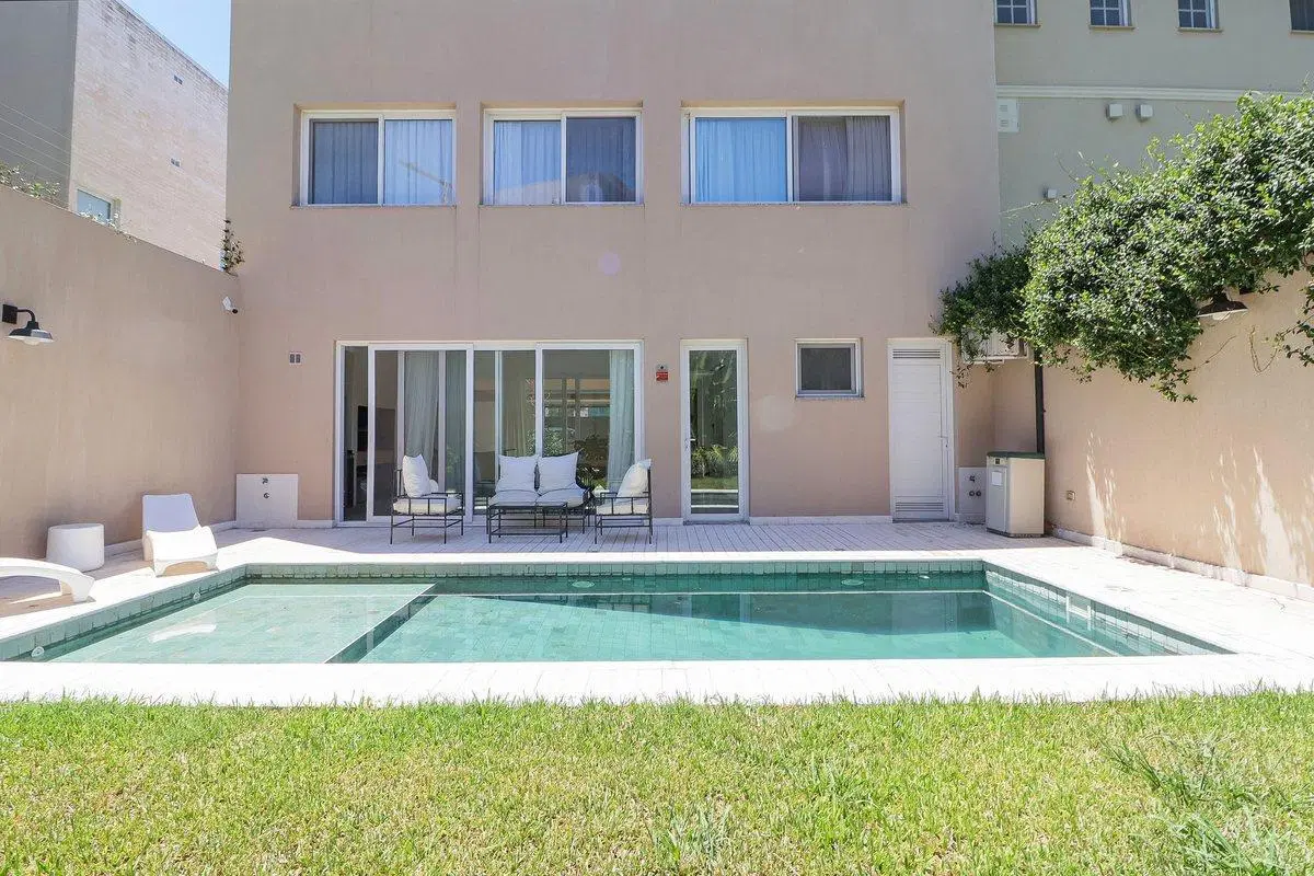 Venta Casa La Lucila vista al río piscina premium 2
