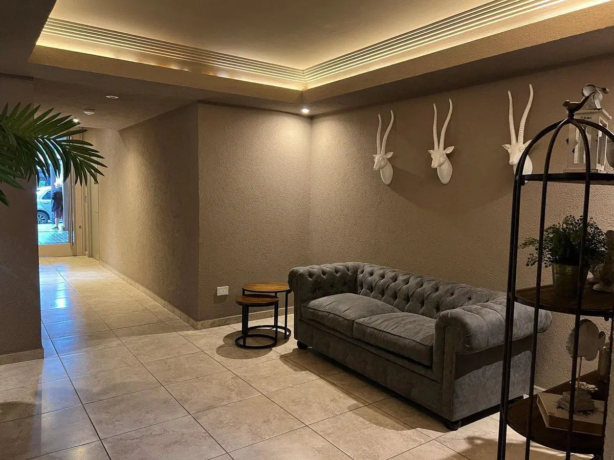 VENTA 2 AMBIENTES, BALCÓN Y COCHERA. PARQUE CHAS 8