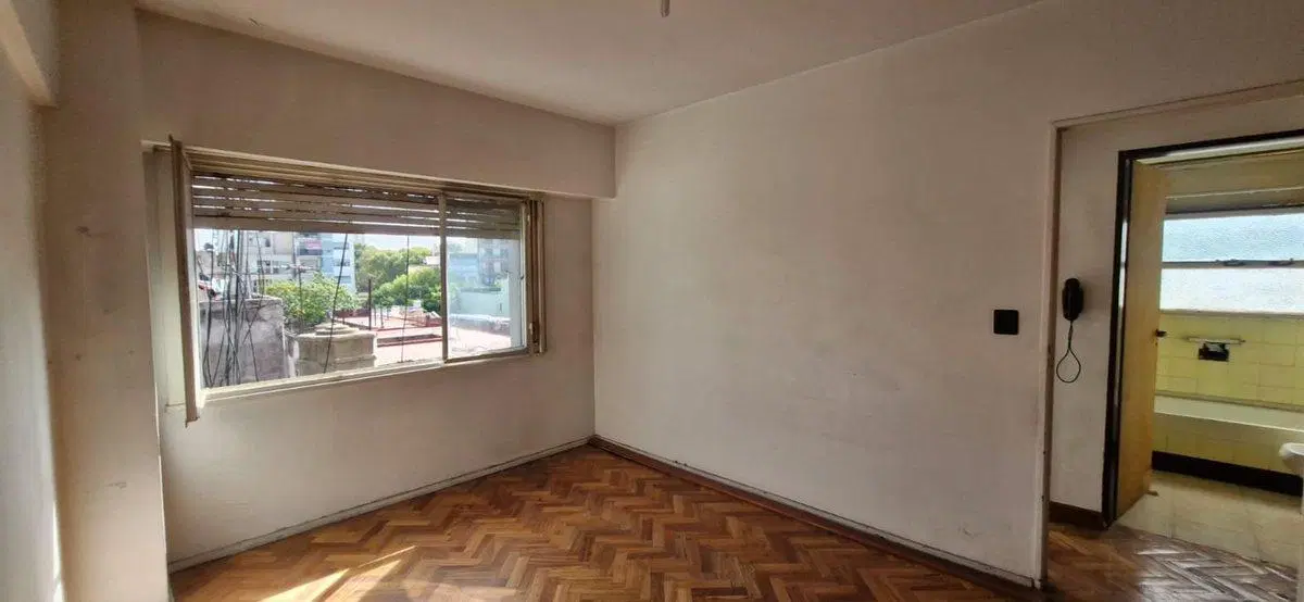 VENTA DEPTO 3 AMBIENTES MONTSERRAT S/AV ENTRE RIOS 5