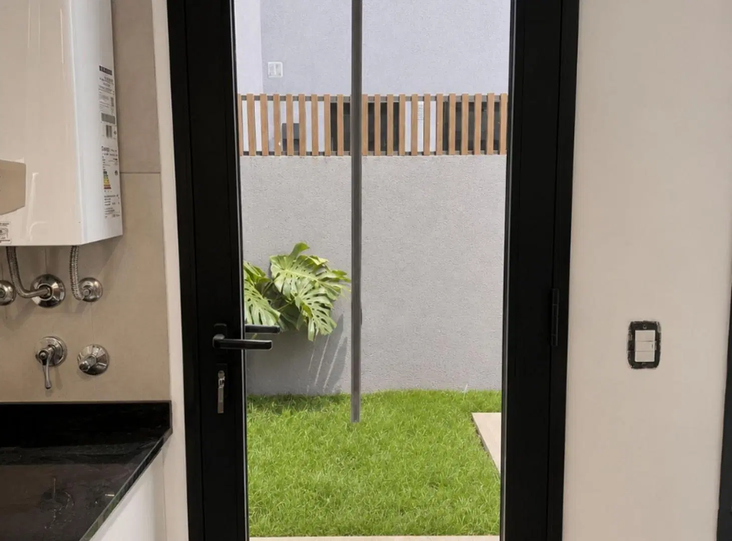 VENTA. A ESTRENAR DUPLEX 4 AMB. JARDIN, 2 TERRAZAS 5