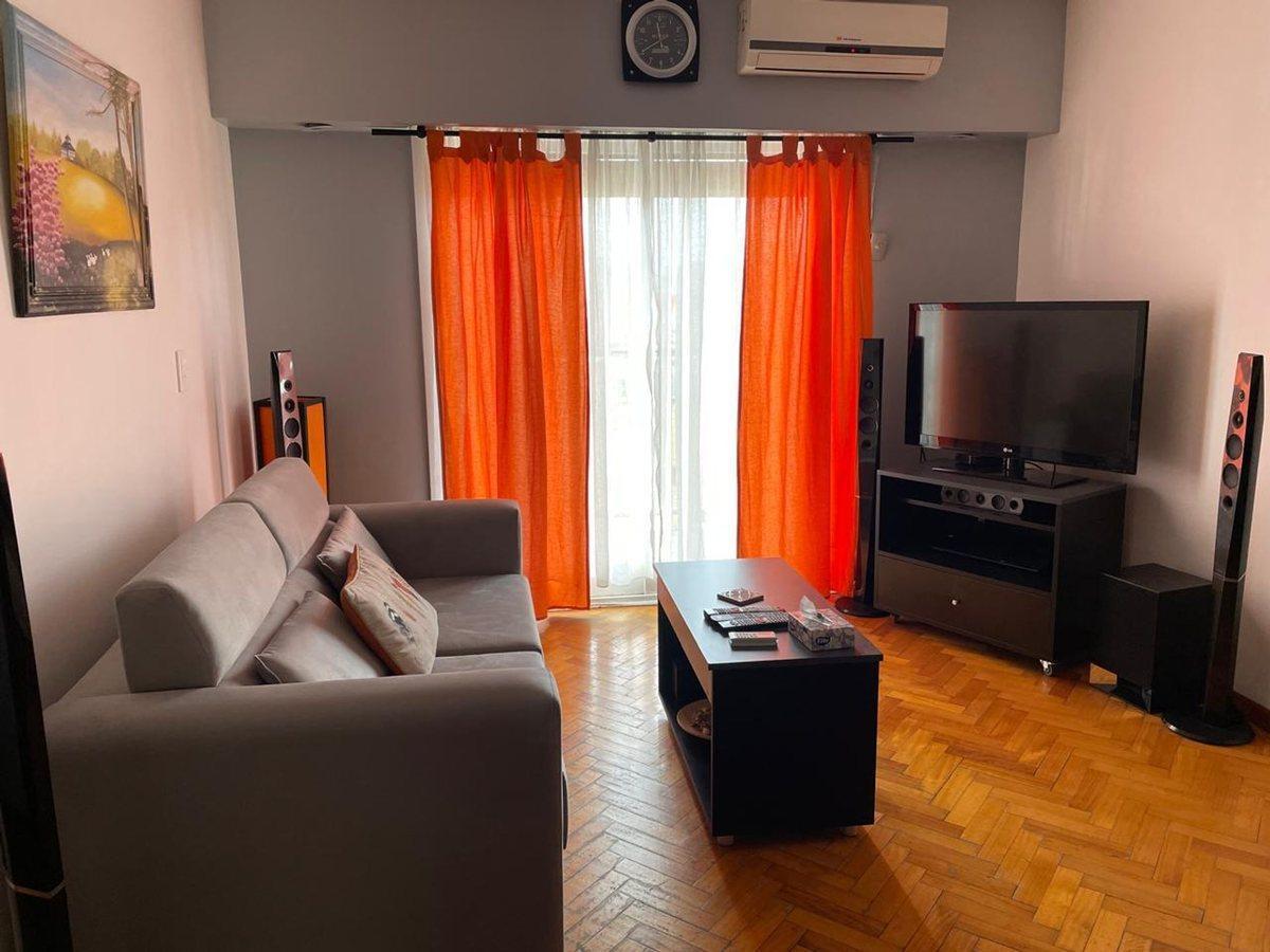 Venta departemento Belgrano, 3 amb balcon corrido