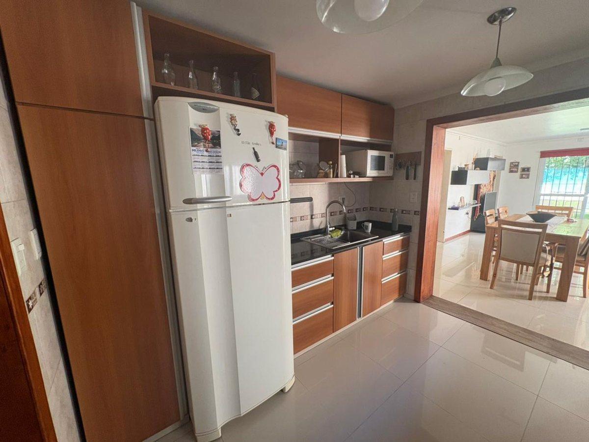 Foto de VENTA CASA ESCOBAR CENTRO/4AMB/COCHERA/PILETA, imagen 2