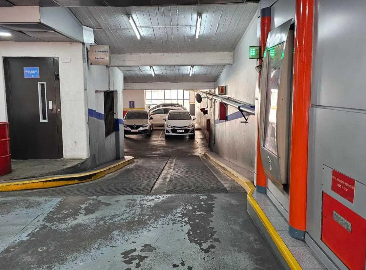 VENTA COCHERAS EN RECOLETA "GARAGE DE COCHERAS" 3