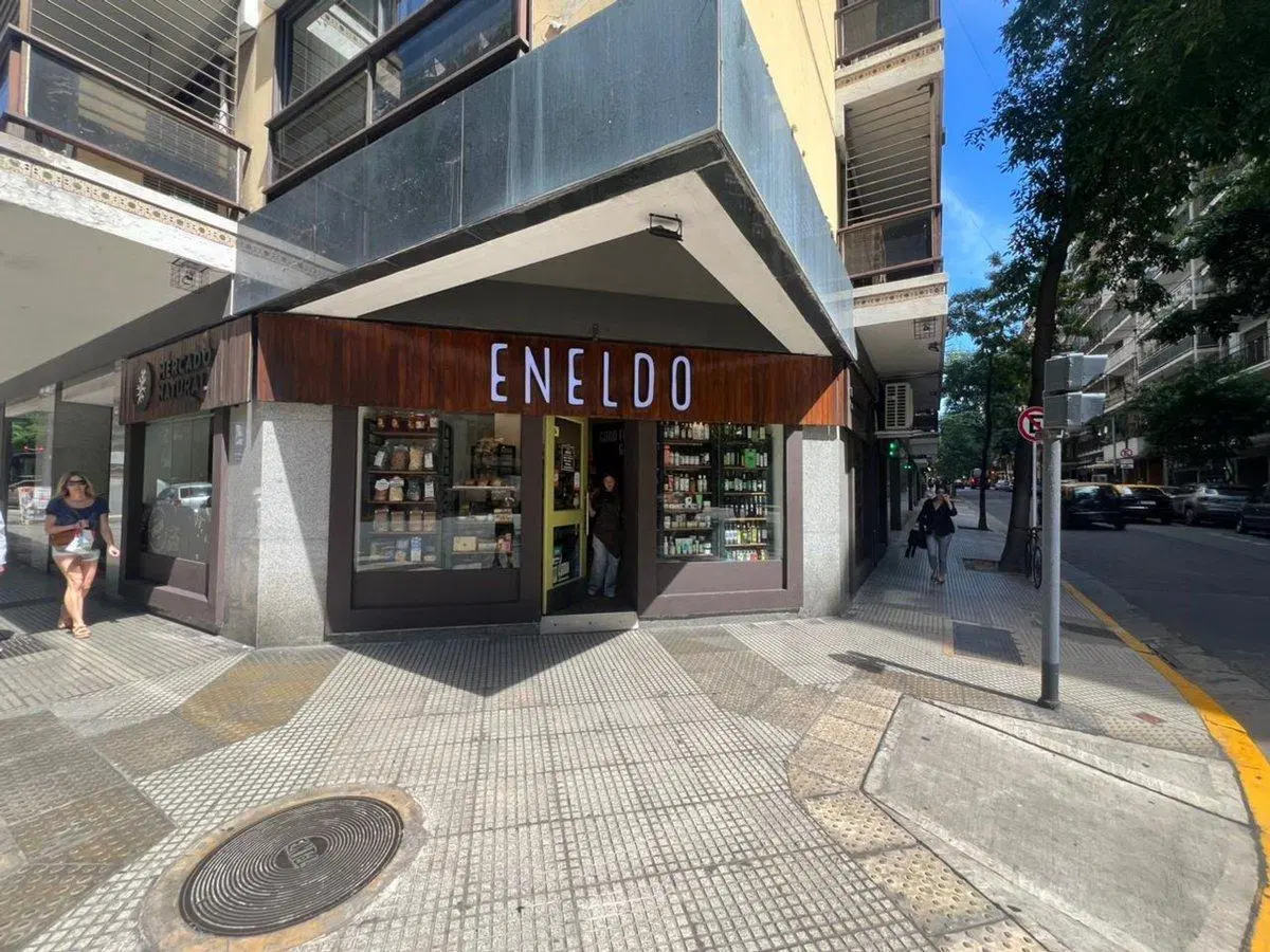 VENTA LOCAL COMERCIAL RECOLETA CABA INVERSION 2