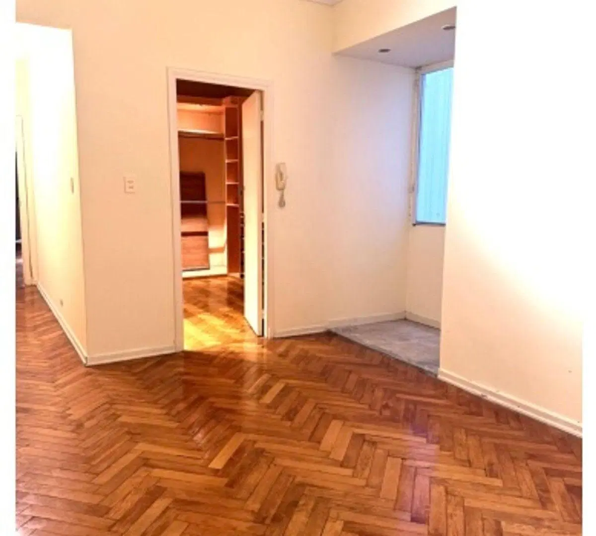 Recoleta Venta piso a reciclar 4 ambientes 252 M2 3