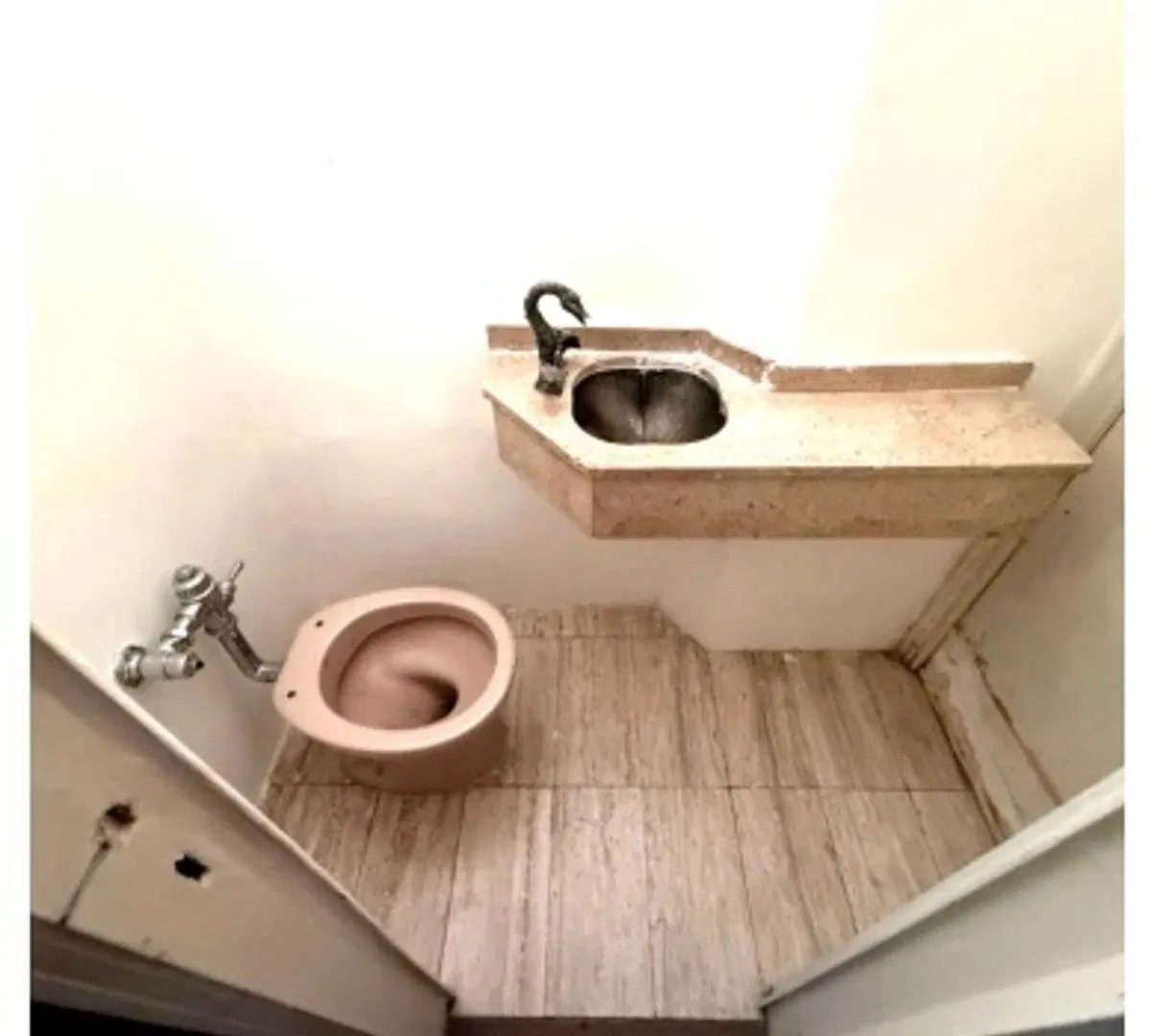 Recoleta Venta piso a reciclar 4 ambientes 252 M2 5